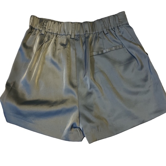 Satin Pleated Shorts - Picture 2 of 10